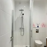 Appartement Atelier Cosy Pere Lachaise & Oberkampf *